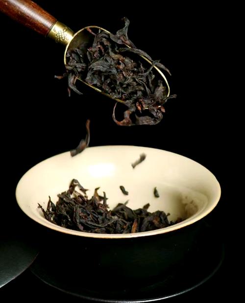中国传统文化探秘:茶叶的起源,特点与多样分类